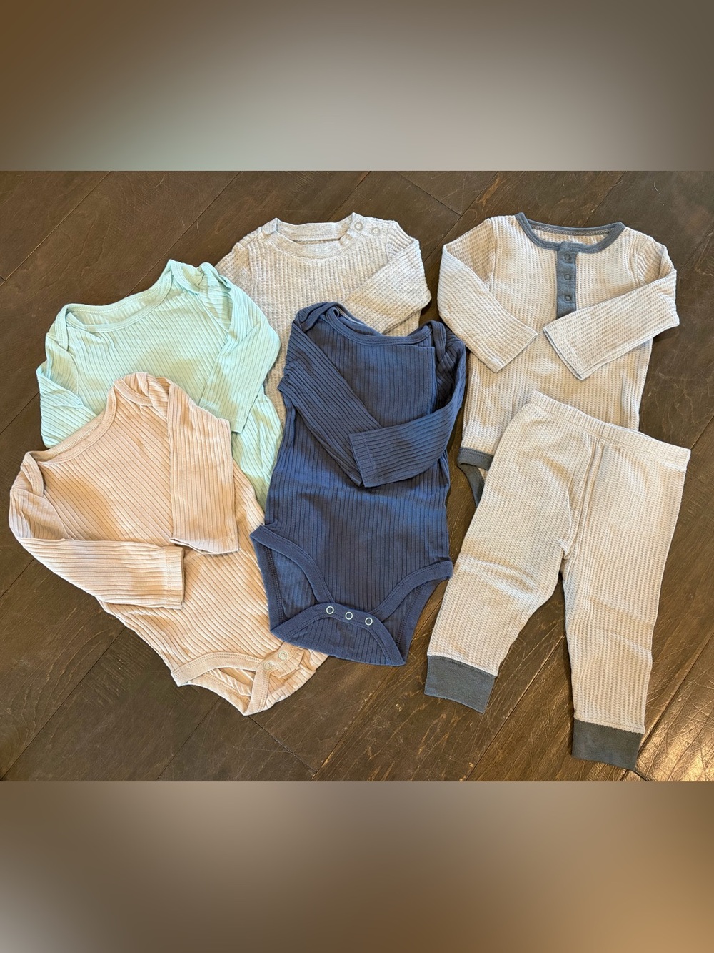 Baby Ribbed Long-Sleeve bodysuits - set of 5